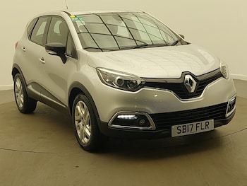 Used Renault Captur 2017 for sale - 77760931: Photo