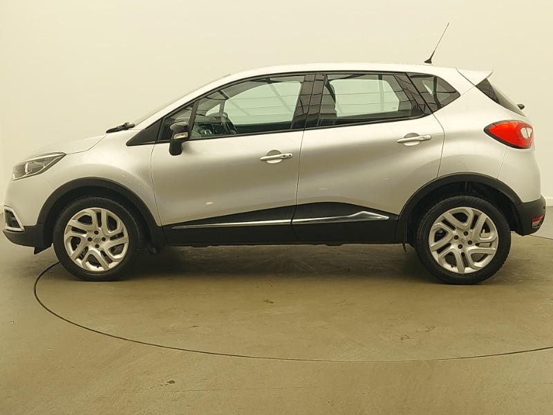 Used Renault Captur 2017 for sale - 77760931: Photo 4