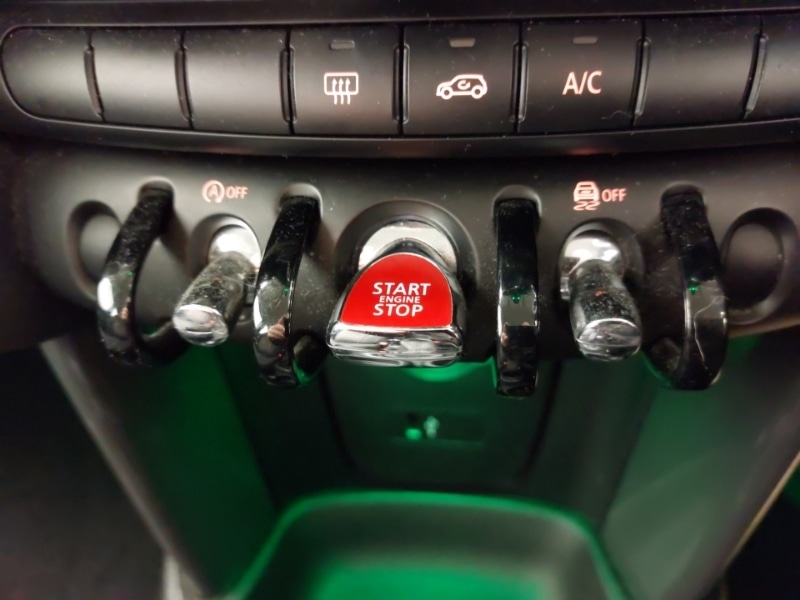 Used MINI Hatch 2019 for sale - 77333649: Photo 16