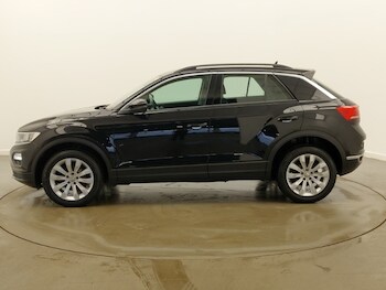 Used Volkswagen T-Roc 2019 for sale - 78093539: Photo