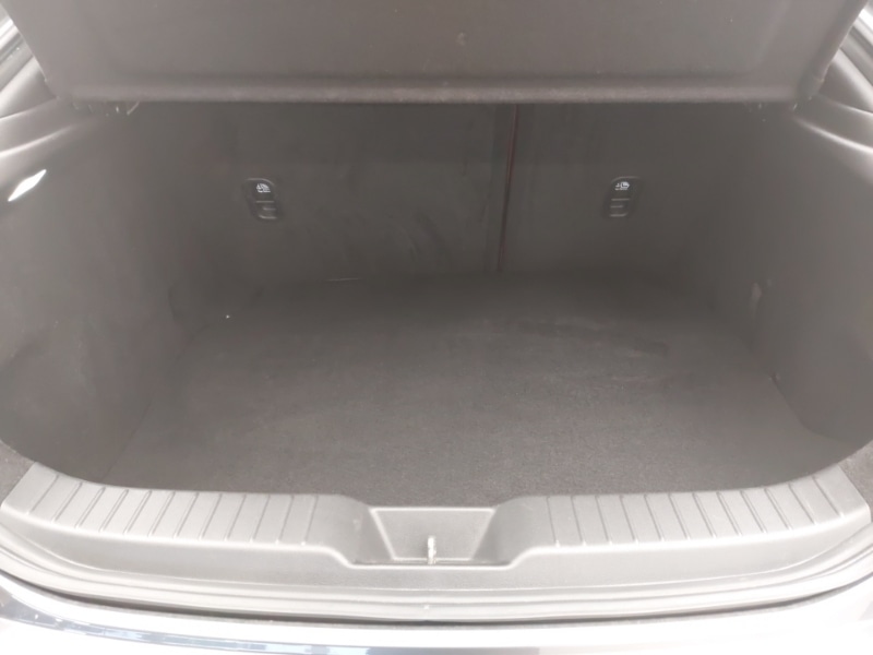 Used Mazda Mazda3 2020 for sale - 76083533: Photo 8