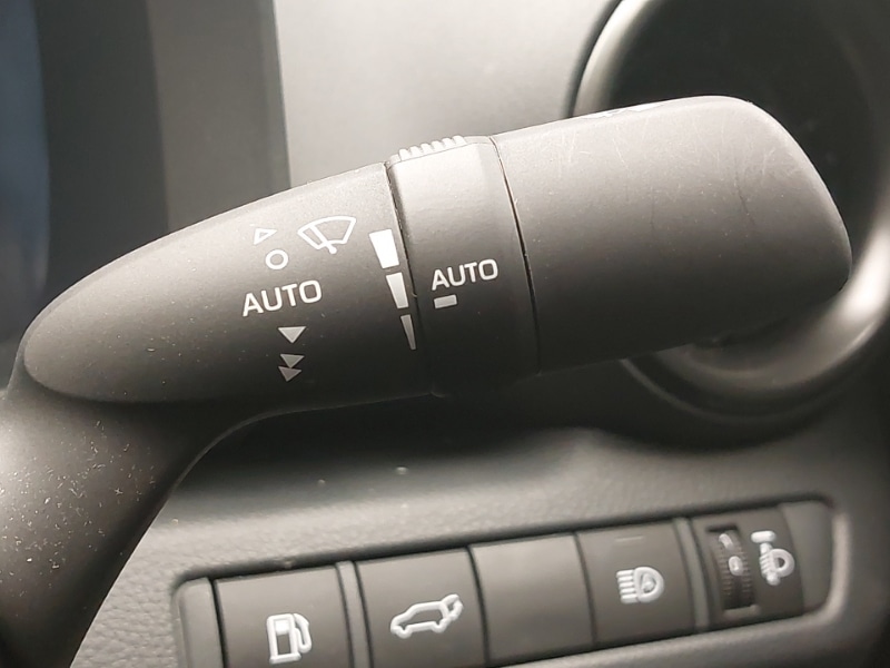 Used Toyota C-HR 2024 for sale - 76925070: Photo 16