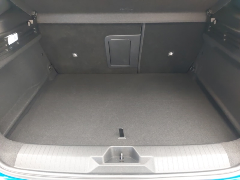 Used Vauxhall Astra 2023 for sale - 77907581: Photo 8