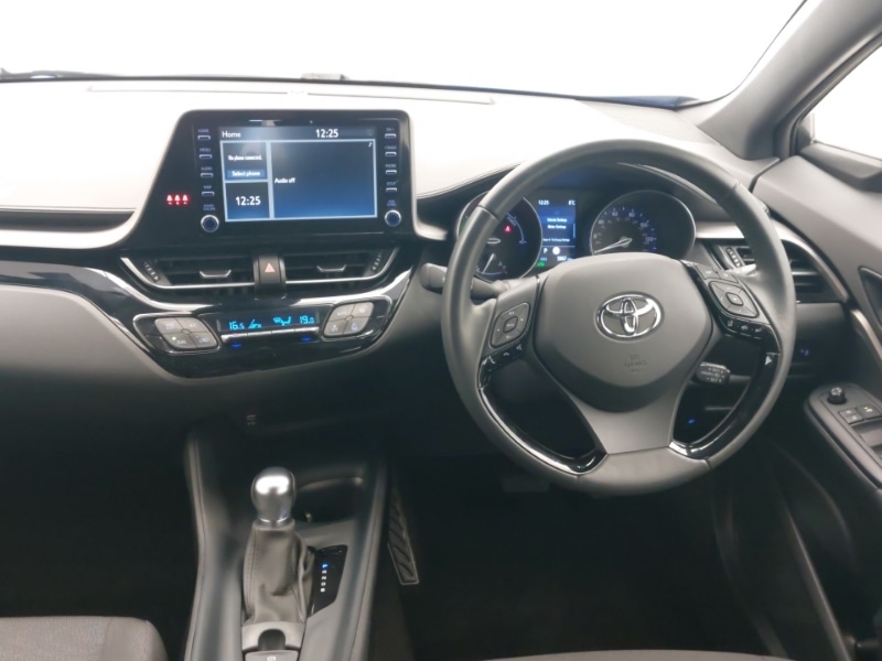 Used Toyota C-HR 2022 for sale - 78125847: Photo 2