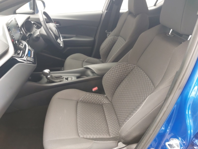 Used Toyota C-HR 2022 for sale - 78125847: Photo 5