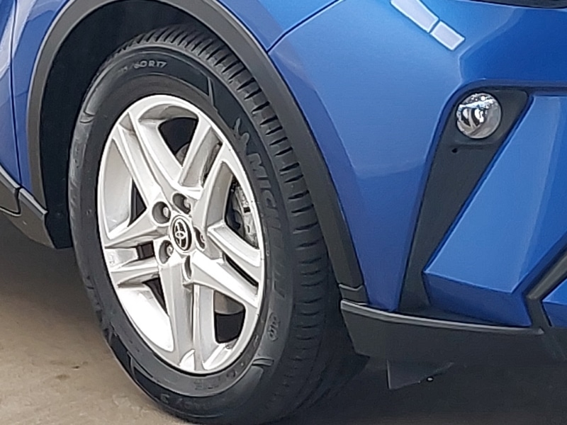 Used Toyota C-HR 2022 for sale - 78125847: Photo 9