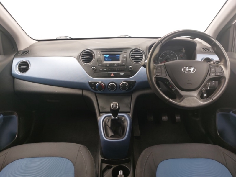 Used Hyundai i10 2016 for sale - 76695775: Photo 2