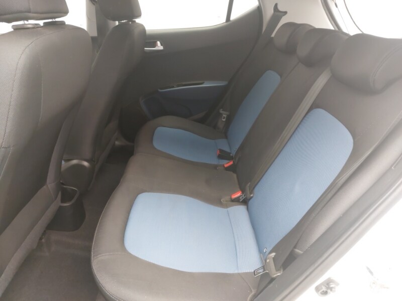 Used Hyundai i10 2016 for sale - 76695775: Photo 6