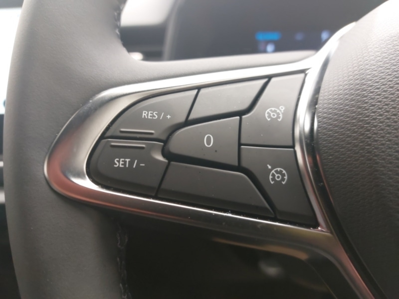 Used Renault Clio 2025 for sale - 76407961: Photo 13