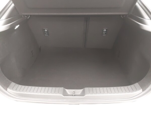 Used Mazda CX-30 2025 for sale - 76208157: Photo 8