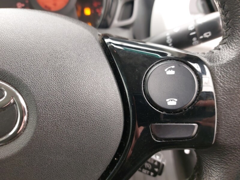 Used Toyota AYGO 2017 for sale - 77939022: Photo 14