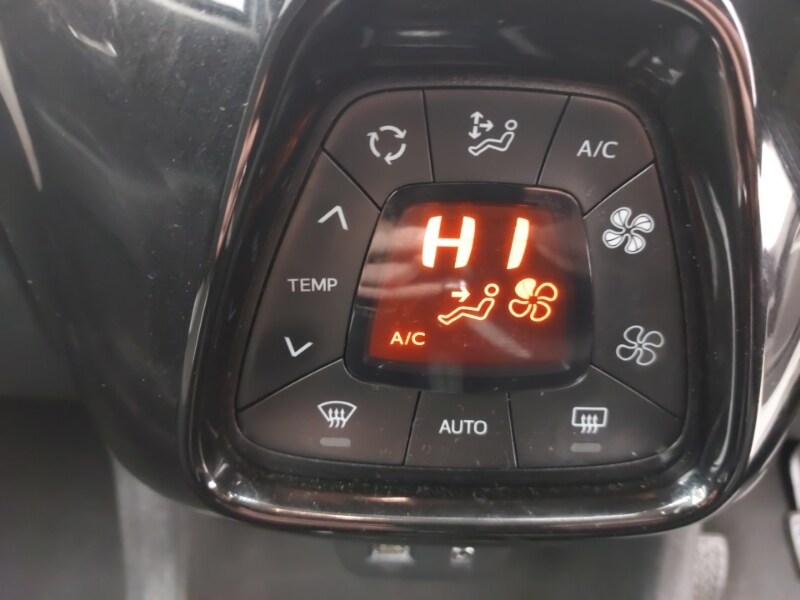 Used Toyota AYGO 2017 for sale - 77939022: Photo 18