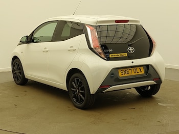 Used Toyota AYGO 2017 for sale - 77939022: Photo