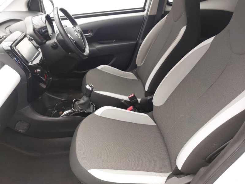 Used Toyota AYGO 2017 for sale - 77939022: Photo 5