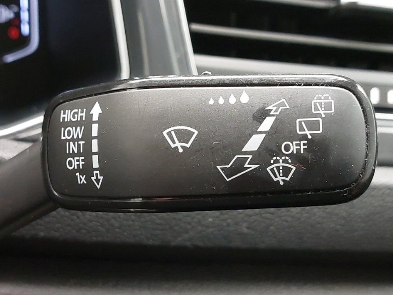 Used Volkswagen T-Roc 2019 for sale - 77081188: Photo 16