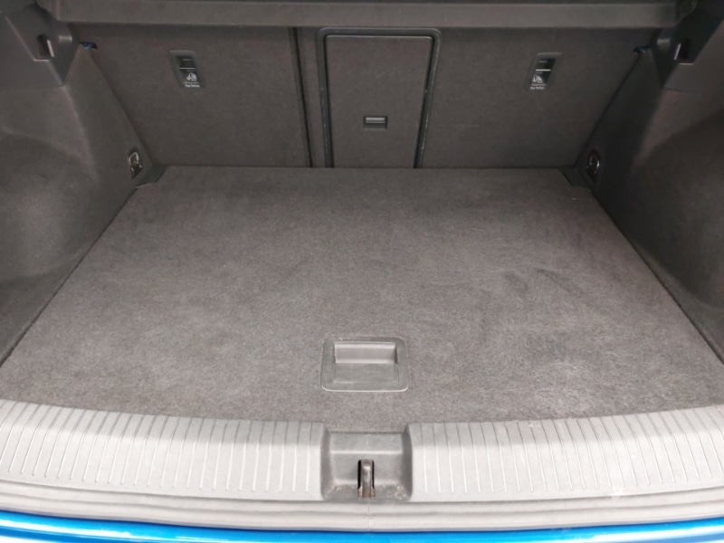 Used Volkswagen T-Roc 2019 for sale - 77081188: Photo 8