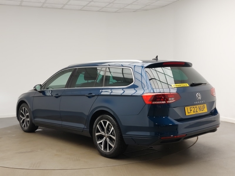 Used Volkswagen Passat 2022 for sale - 76571612: Photo 3