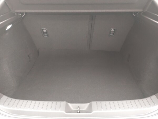 Used Mazda CX-30 2025 for sale - 76208565: Photo 8