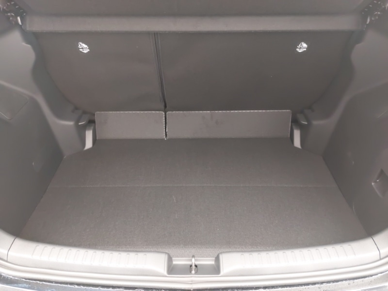 Used Mazda Mazda2 HYBRID 2025 for sale - 76450846: Photo 8