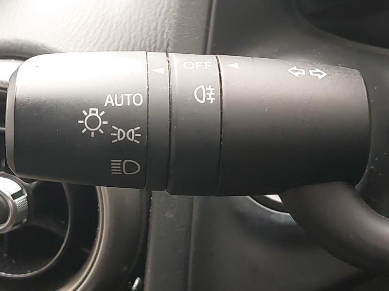 Used Mazda Mazda2 2022 for sale - 76556499: Photo 16