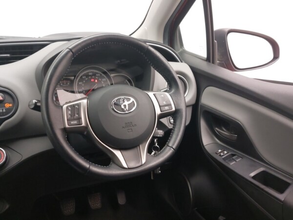 Used Toyota Yaris 2016 for sale - 75500961: Photo 11