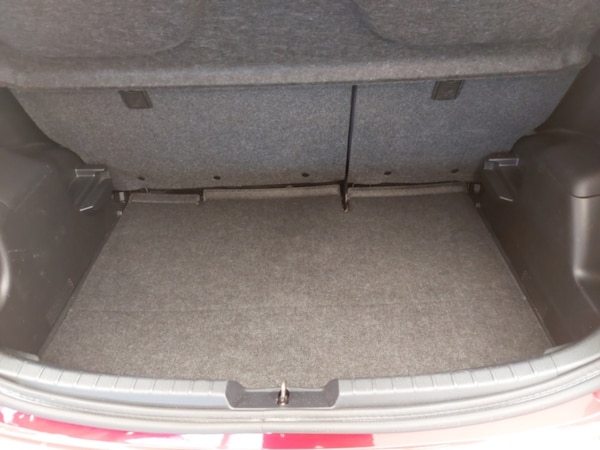 Used Toyota Yaris 2016 for sale - 75500961: Photo 8