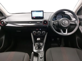 Used Mazda Mazda2 2023 for sale - 76160435: Photo 2