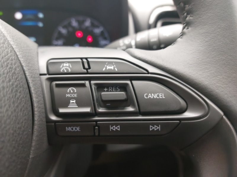 Used Mazda Mazda2 HYBRID 2025 for sale - 76418809: Photo 13