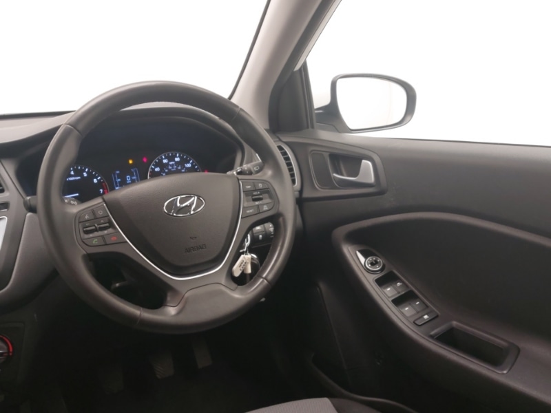 Used Hyundai i20 2017 for sale - 76749099: Photo 11