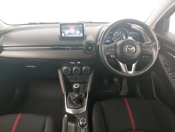 Used Mazda Mazda2 2015 for sale - 79291150: Photo