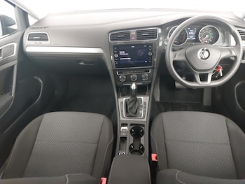 Used Volkswagen Golf 2018 for sale - 79360969: Photo