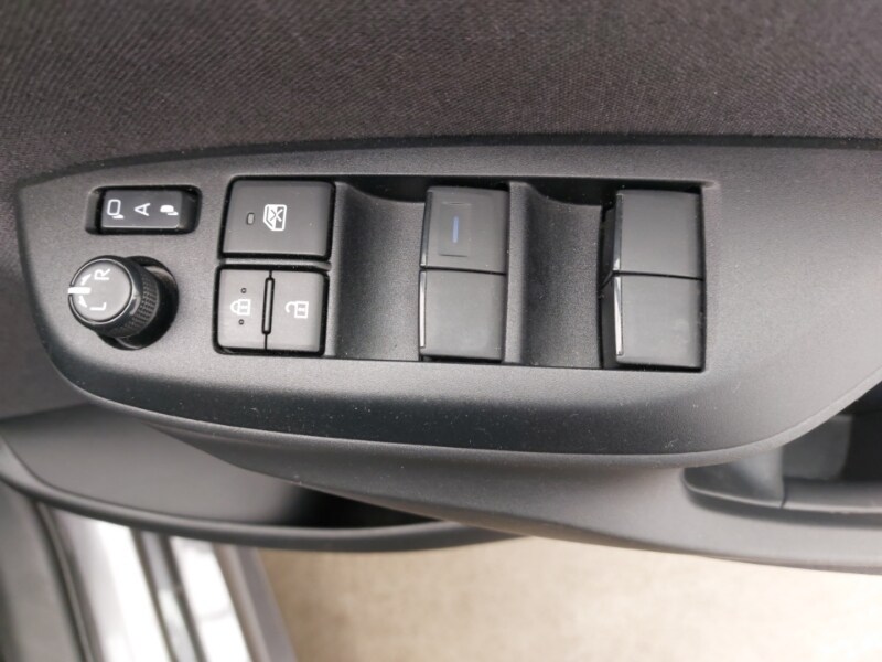 Used Mazda Mazda2 HYBRID 2023 for sale - 78065708: Photo 12