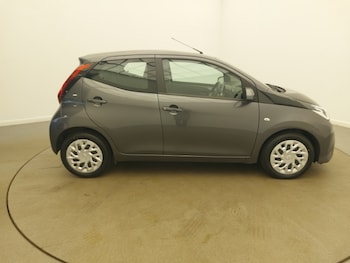 Used Toyota AYGO 2021 for sale - 78253424: Photo