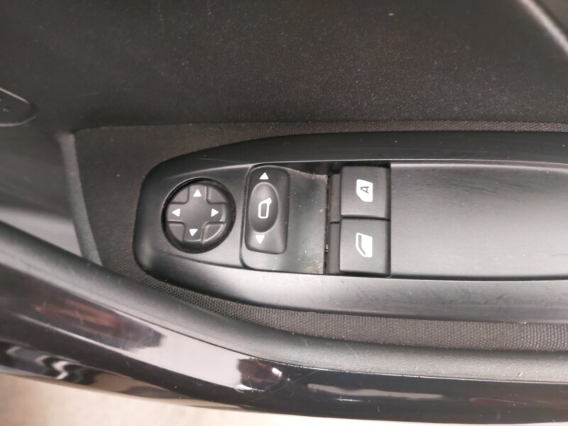 Used Peugeot 208 2015 for sale - 78147110: Photo 12