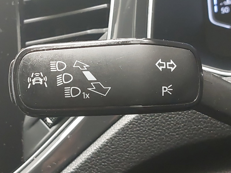 Used Volkswagen T-Roc 2018 for sale - 76135282: Photo 15