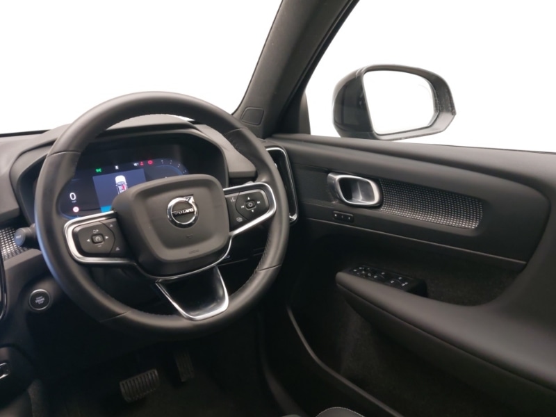 Used Volvo XC40 2024 for sale - 77201896: Photo 11