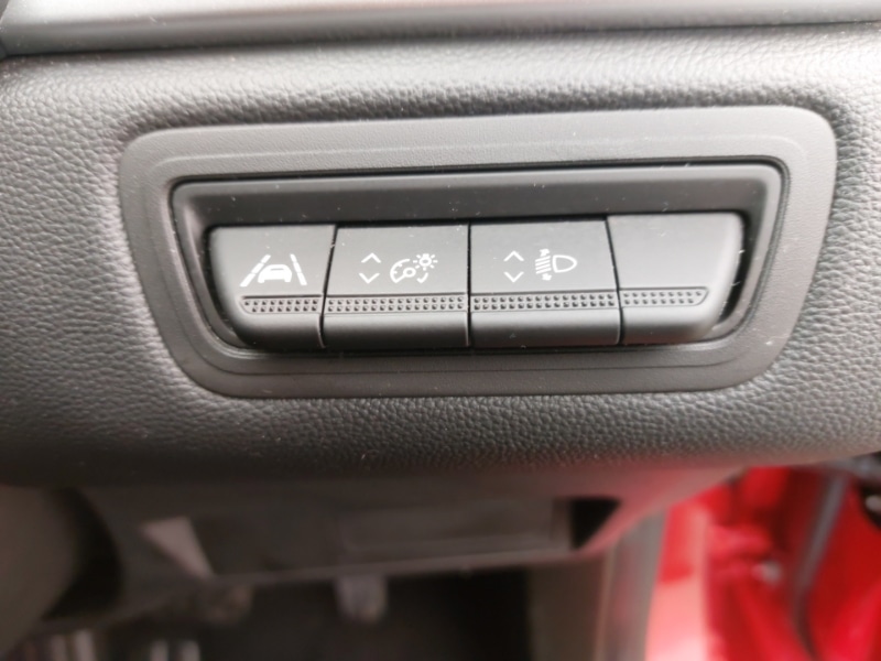 Used Renault Captur 2023 for sale - 77921823: Photo 13