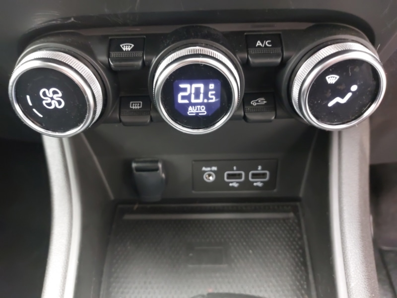 Used Renault Captur 2023 for sale - 77921823: Photo 18