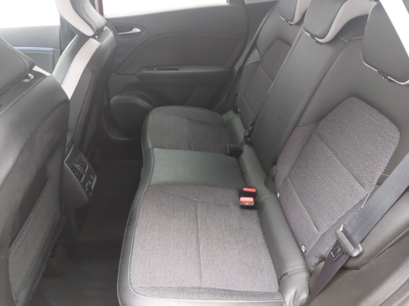 Used Renault Captur 2023 for sale - 77921823: Photo 6