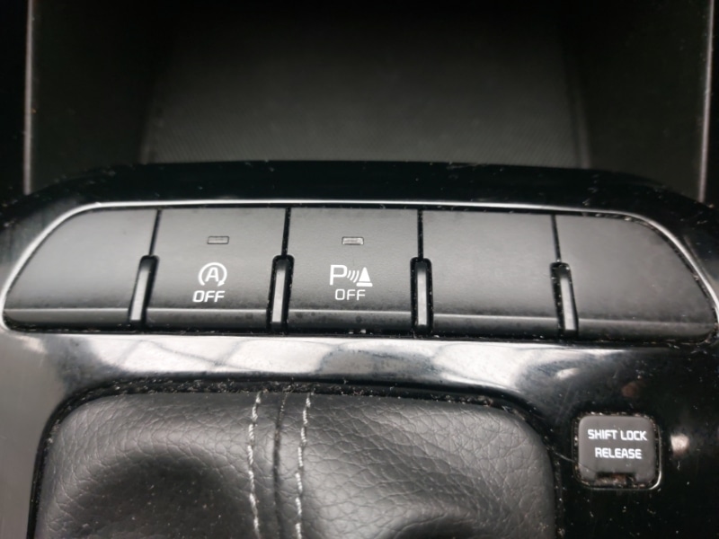 Used Kia Stonic 2019 for sale - 76427177: Photo 17