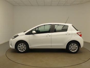 Used Toyota Yaris 2018 for sale - 76444986: Photo