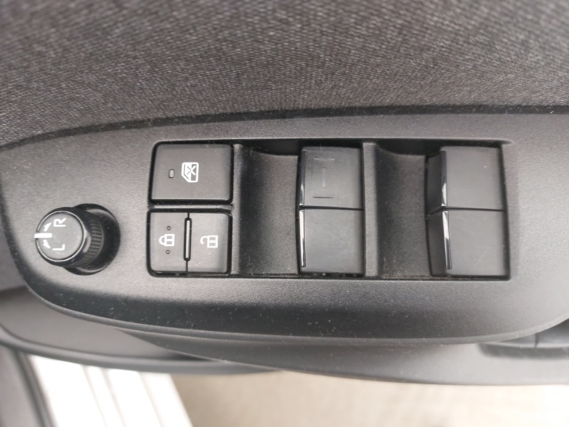 Used Toyota Yaris 2021 for sale - 77352575: Photo 12