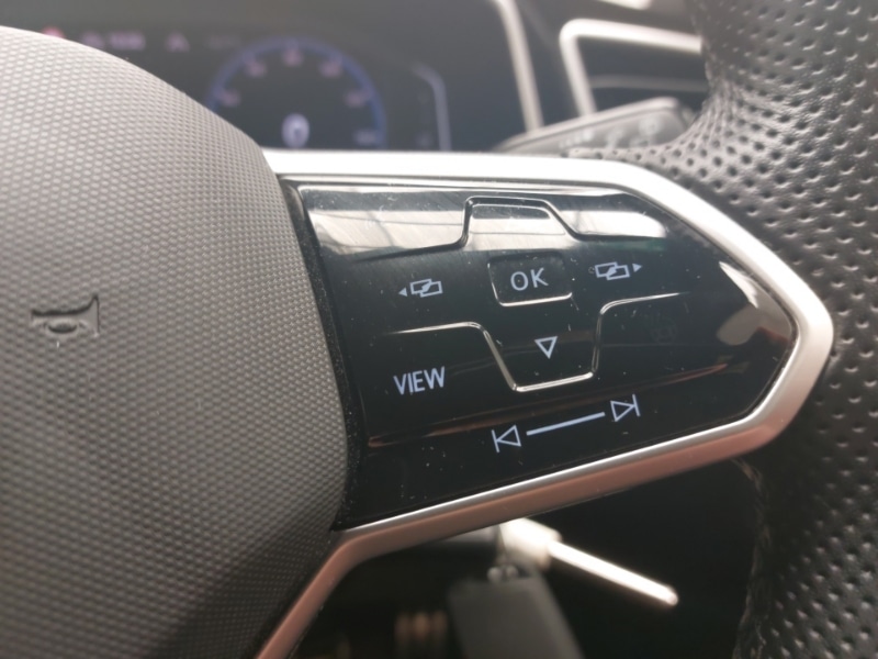 Used Volkswagen T-Roc 2023 for sale - 77065997: Photo 14