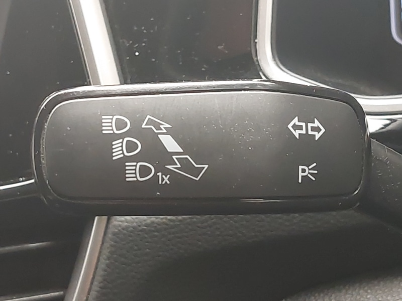 Used Volkswagen T-Roc 2023 for sale - 77065997: Photo 15