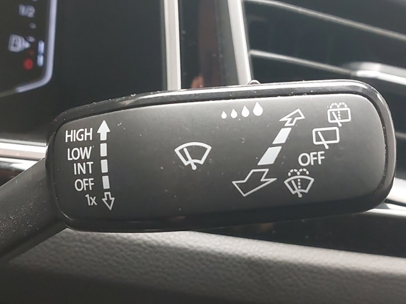 Used Volkswagen T-Roc 2023 for sale - 77065997: Photo 16