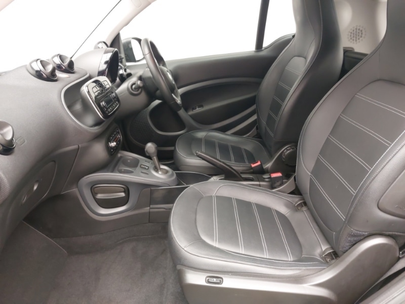 Used smart fortwo 2019 for sale - 76920199: Photo 5