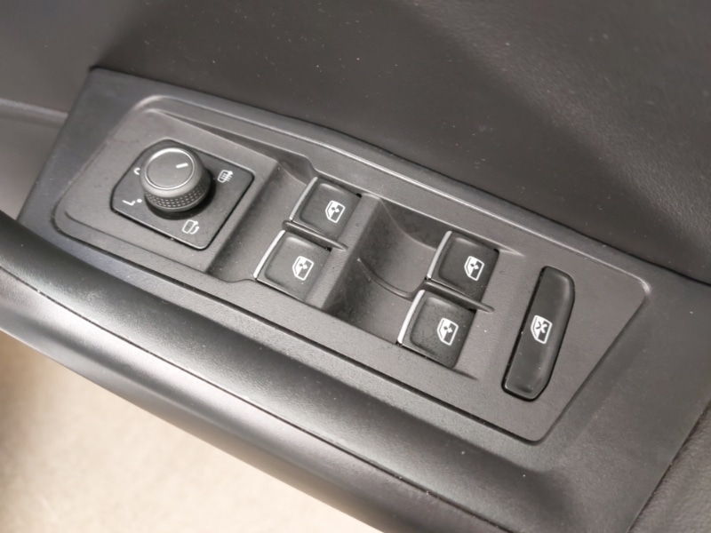 Used Volkswagen T-Roc 2021 for sale - 76301873: Photo 12