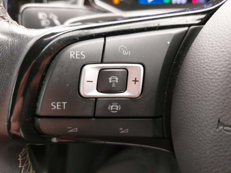 Used Volkswagen T-Roc 2021 for sale - 76301873: Photo 13