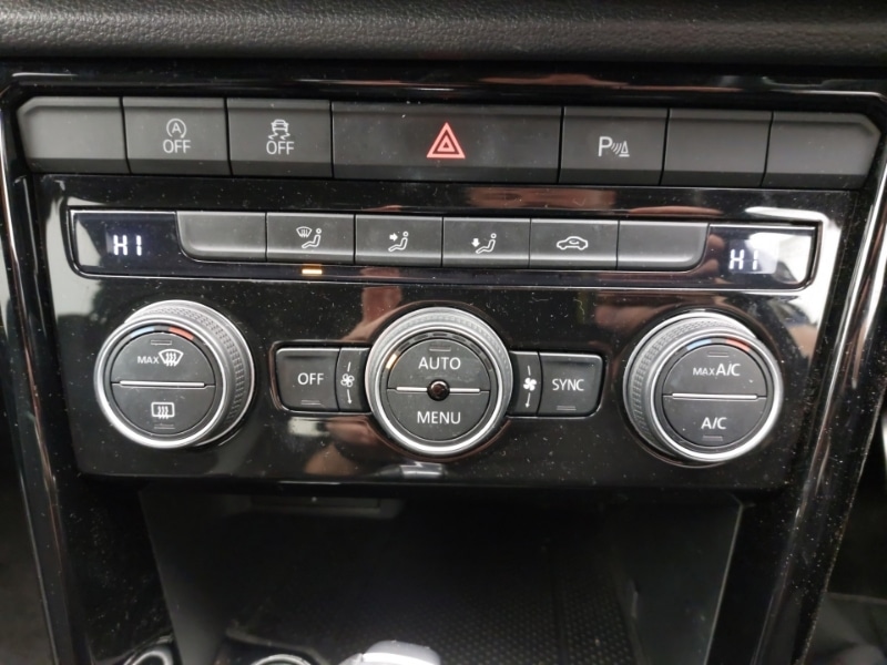 Used Volkswagen T-Roc 2021 for sale - 76301873: Photo 15