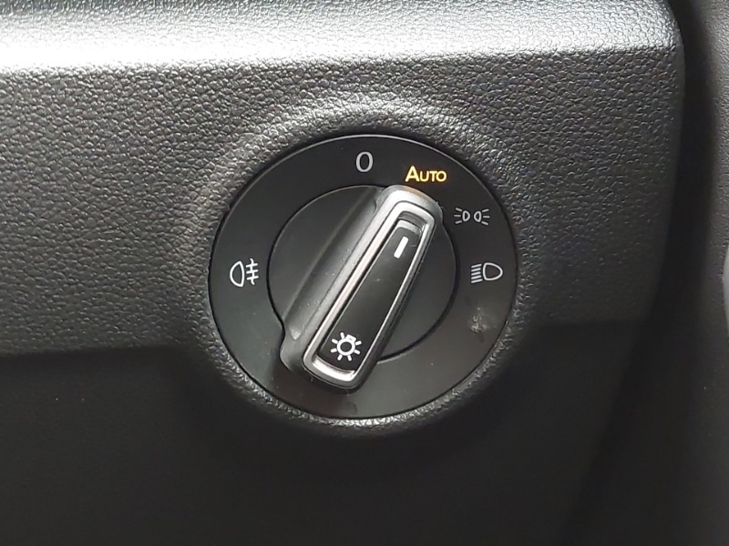 Used Volkswagen T-Roc 2021 for sale - 76301873: Photo 18